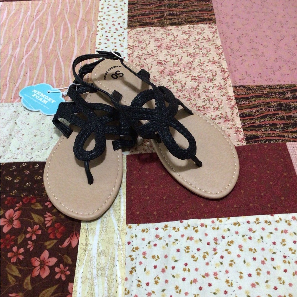 NWT So sandals